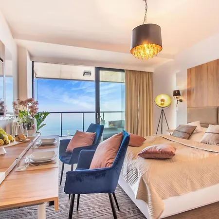 North Apartments, Sunsetview 507 *