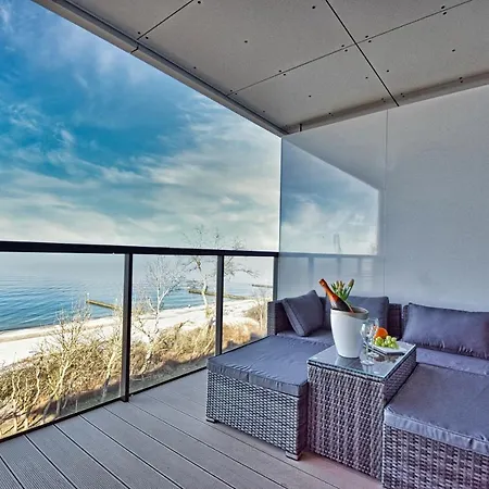 North Apartments, Sunsetview 507 * 코워브제크